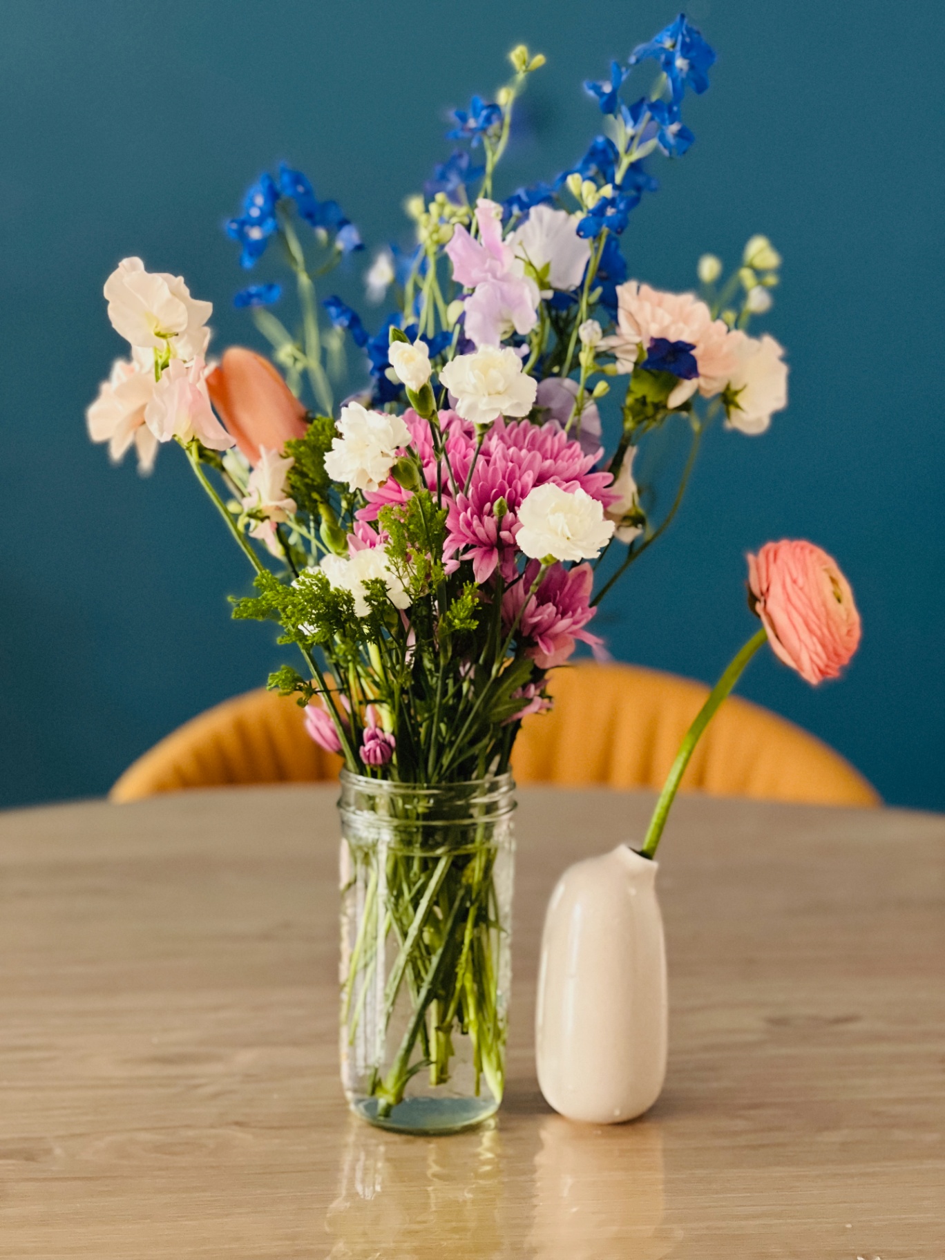 Dining nook flowers